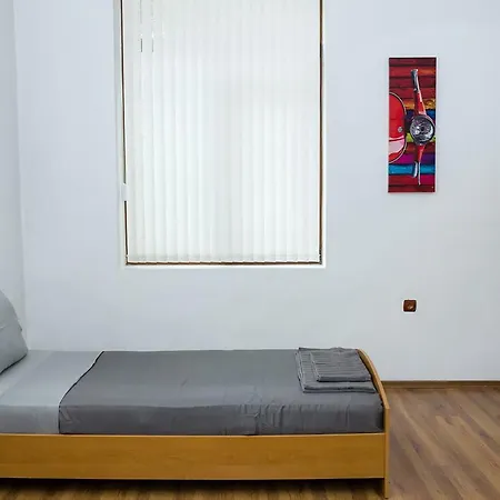 Top Spot - 2bd Unique Location, Center, Sea Garden Appartamento Varna